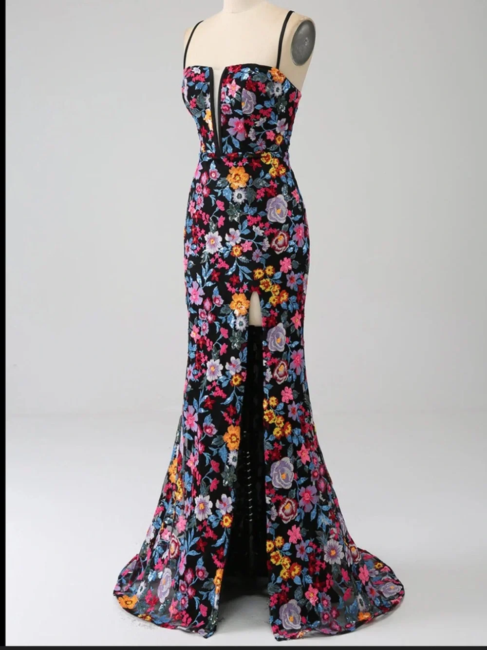 Floral Embroidered Black Evening Gown/prom dress - Picture 1 of 8